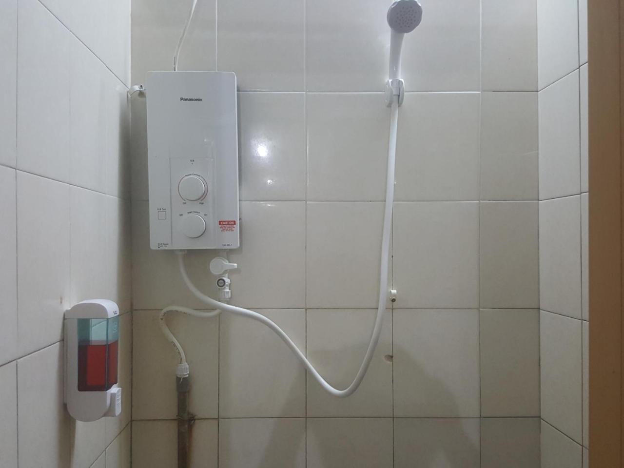 Tabun Homestay Мири Екстериор снимка